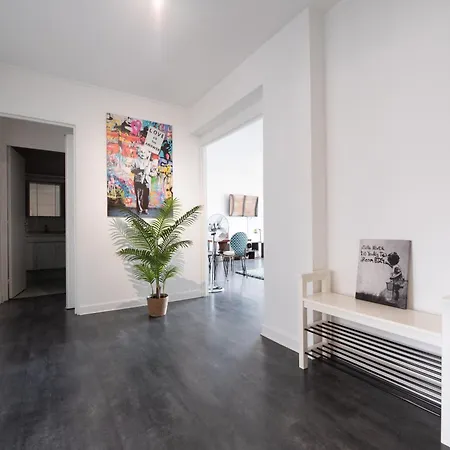Cia - Pereire, Spacious Flat With Balcony דירה *