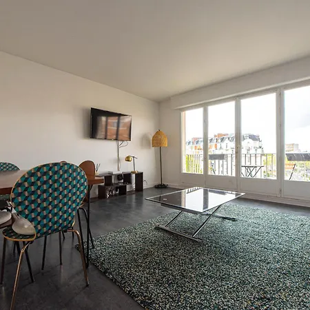 Cia - Pereire, Spacious Flat With Balcony *
